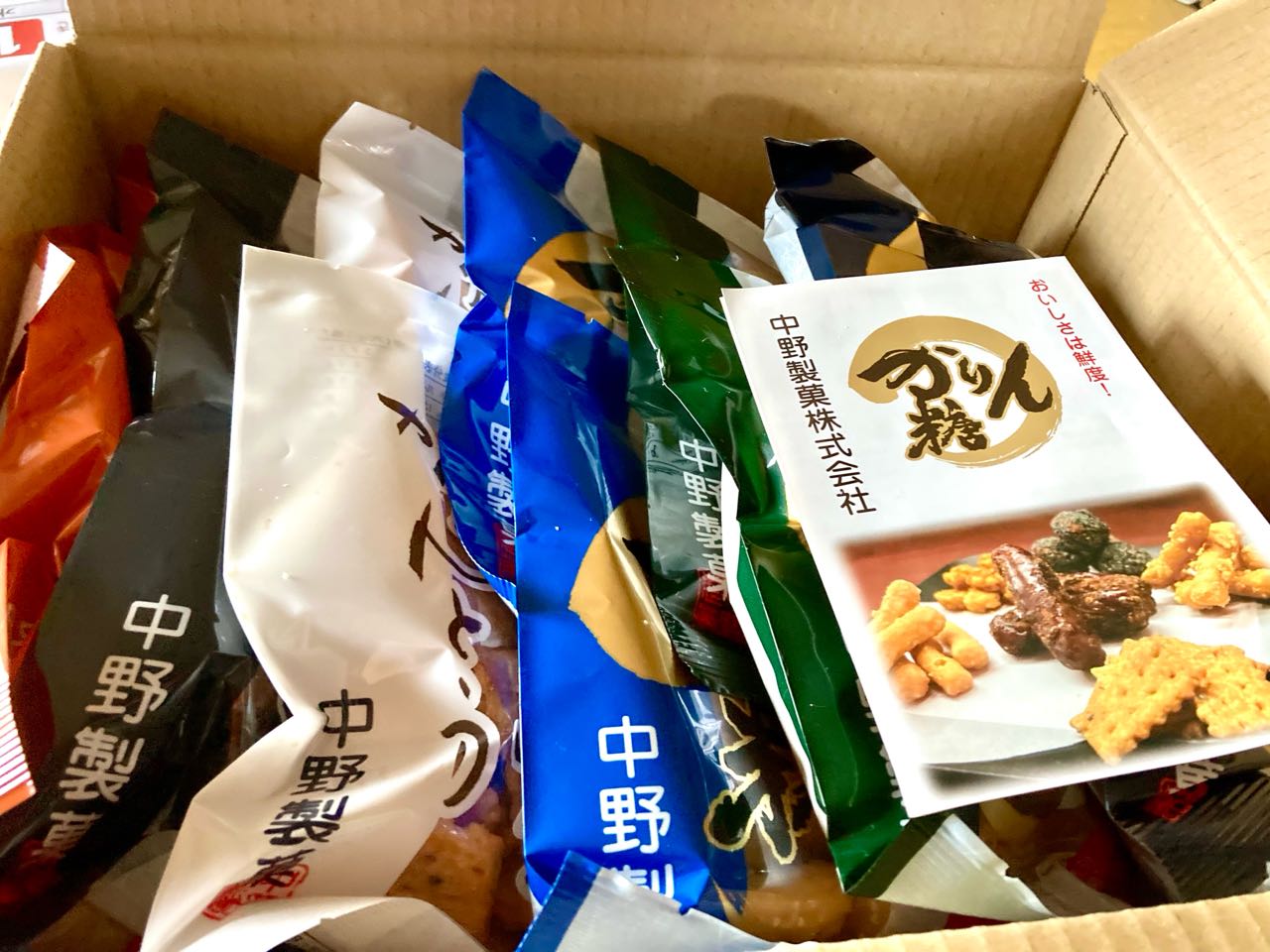 バラパックまとめ売り シラネパック | 宝石会社様用 ビニール製品販売 | 抜き型枠販売